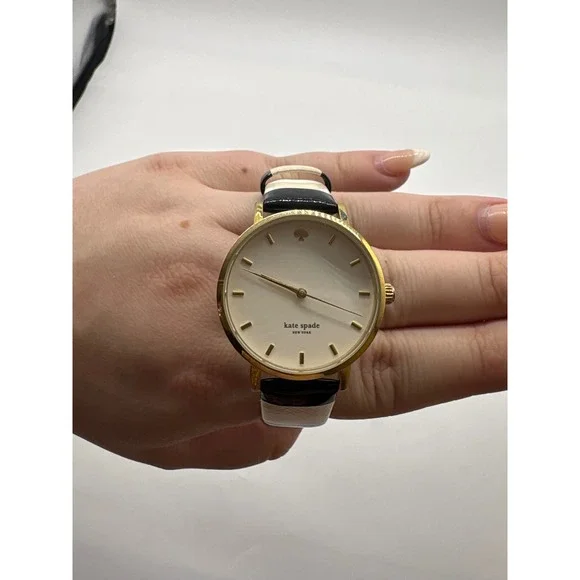 Kate Spade New York Metro Watch 0260 Gold Tone Black White Stripe Leather Band - Picture 1 of 11